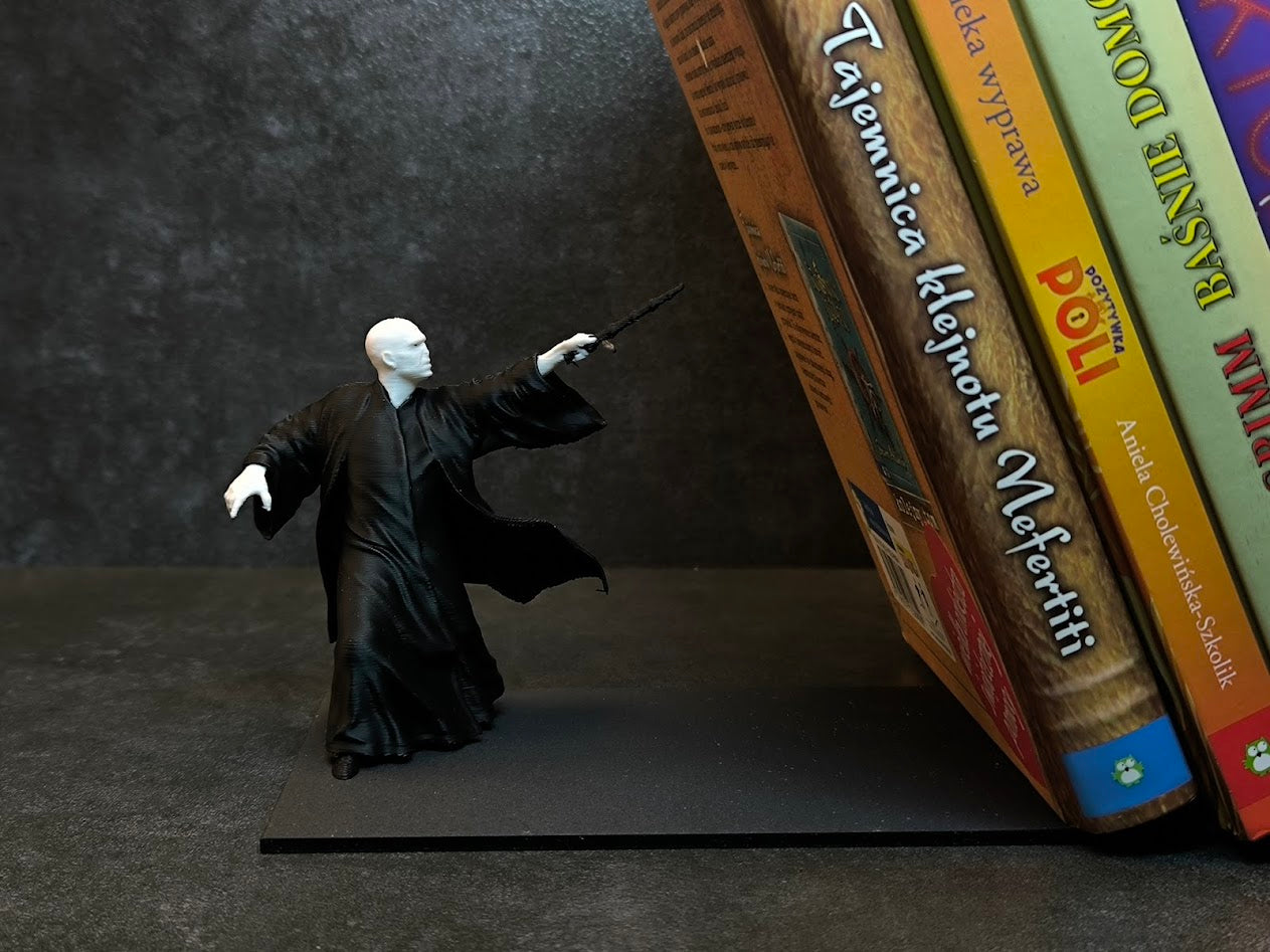 Aparador de Livros Voldemort